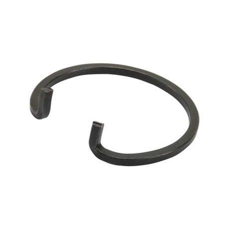 R129680 John Deere Pierścień zabezpieczający,