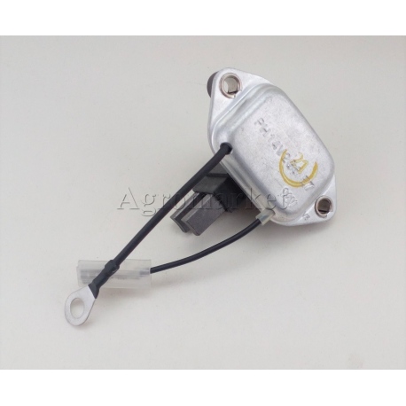 Regulator napięcia 13.9V-14.5V